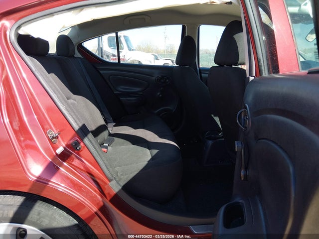 3N1CN7AP5KL810476 Nissan Versa 1.6 S+