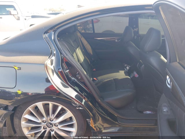 JN1EV7AP2JM356216 Infiniti Q50 3.0t Luxe