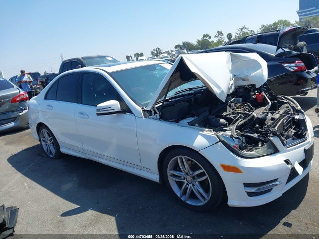 WDDGF4HBXEG221572 Mercedes-Benz C 250 Sport