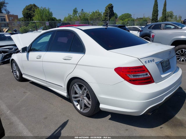WDDGF4HBXEG221572 Mercedes-Benz C 250 Sport