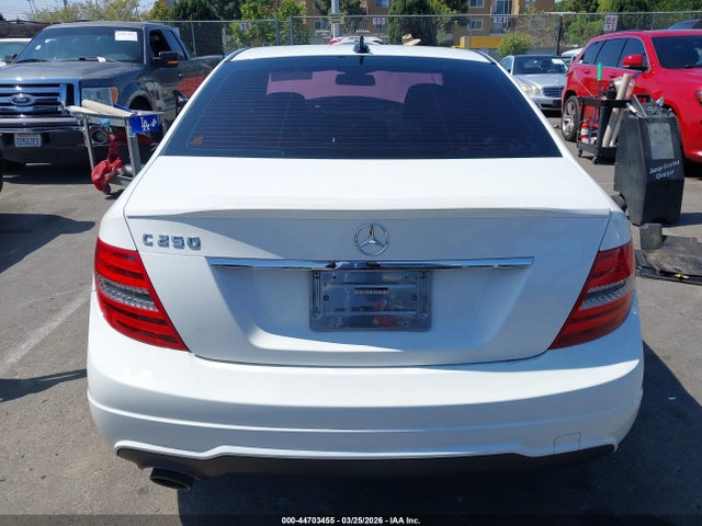 WDDGF4HBXEG221572 Mercedes-Benz C 250 Sport