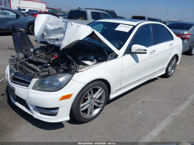 WDDGF4HBXEG221572 Mercedes-Benz C 250 Sport
