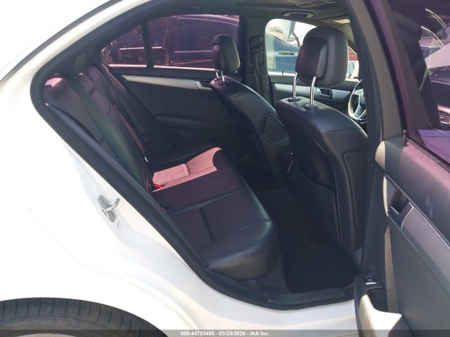 WDDGF4HBXEG221572 Mercedes-Benz C 250 Sport