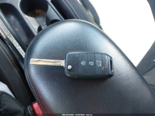 Продаж на аукціоні авто 2017 Kia Soul, vin: KNDJN2A22H7489733, номер лоту: 44703484