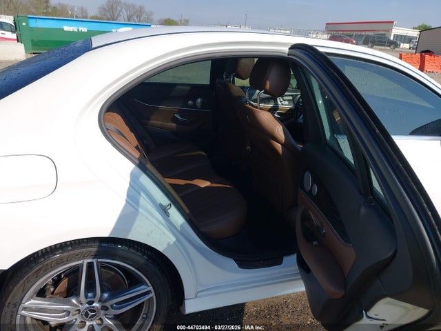 Продажа на аукционе авто 2019 Mercedes-benz E 300, vin: WDDZF4JB2KA526176, номер лота: 44703494