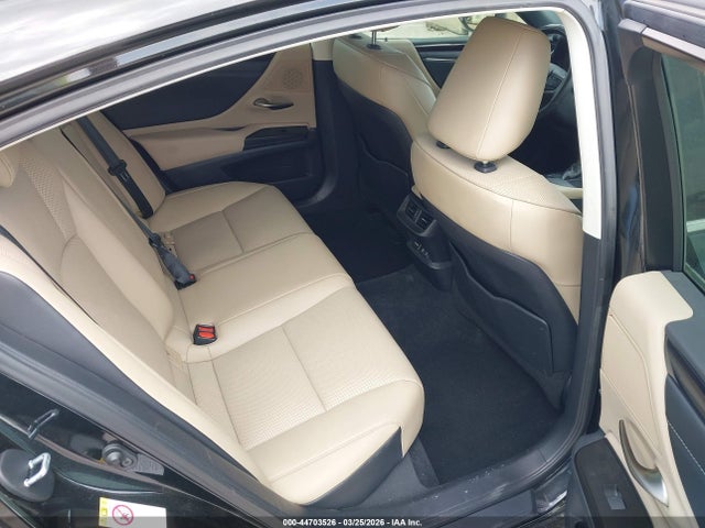 2019 Lexus Es 350 მანქანა იყიდება აუქციონზე, vin: 58ABZ1B18KU002301, აუქციონის ნომერი: 44703526