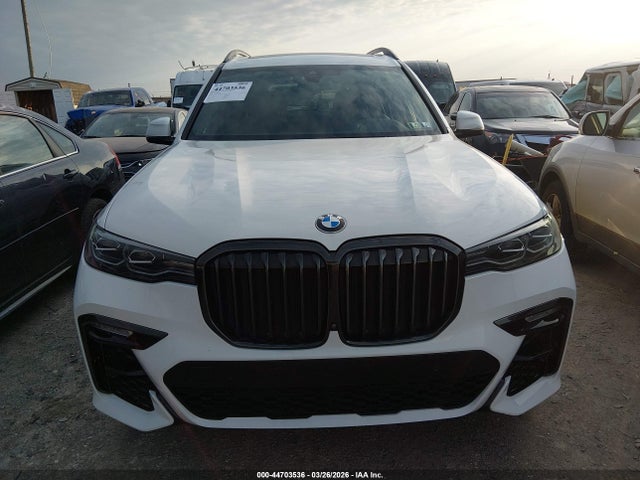44703536 :رقم المزاد ، 5UXCW2C07M9E63260 vin ، 2021 Bmw X7 Xdrive40i مزاد بيع