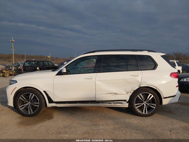 44703536 :رقم المزاد ، 5UXCW2C07M9E63260 vin ، 2021 Bmw X7 Xdrive40i مزاد بيع