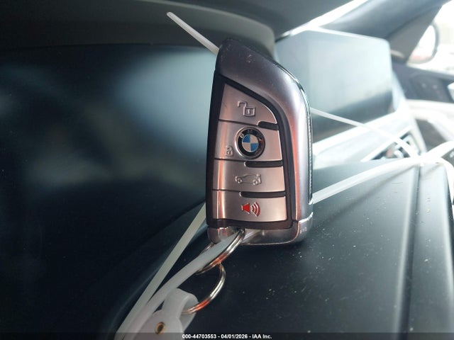 44703553 :رقم المزاد ، 5UXCX4C07L9B89291 vin ، 2020 Bmw X7 Xdrive50i مزاد بيع