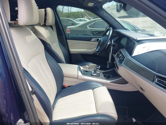 44703553 :رقم المزاد ، 5UXCX4C07L9B89291 vin ، 2020 Bmw X7 Xdrive50i مزاد بيع