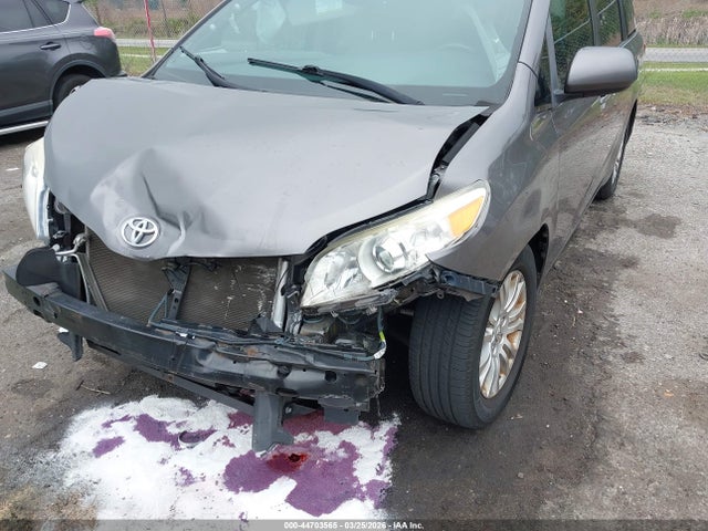 2017 TOYOTA SIENNA 5TDYZ3DC7HS771093 Photo 5