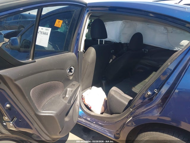 3N1CN7AP0EK440676 Nissan Versa 1.6 Sv