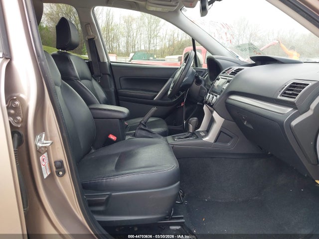 44703636 :رقم المزاد ، JF2SJAXC2GH464240 vin ، 2016 Subaru Forester 2.5i Touring مزاد بيع