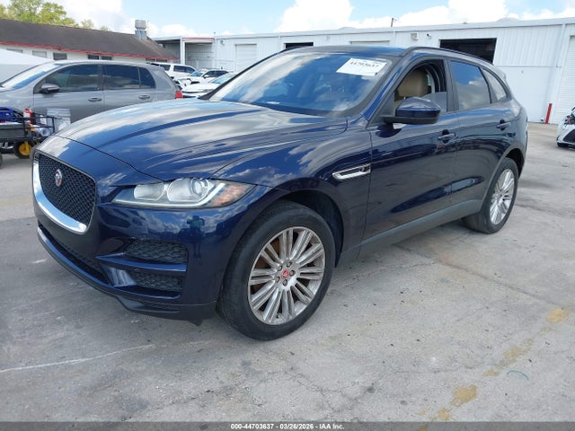 44703637 :رقم المزاد ، SADCJ2BV0HA886149 vin ، 2017 Jaguar F-pace 35t Premium مزاد بيع