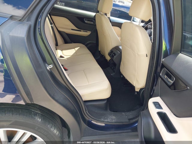44703637 :رقم المزاد ، SADCJ2BV0HA886149 vin ، 2017 Jaguar F-pace 35t Premium مزاد بيع