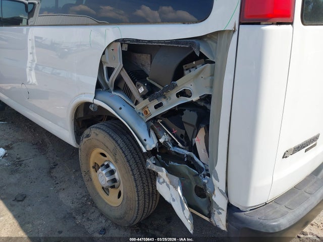 Aukcja sprzedaży 2015 Chevrolet Express 3500 Ls, vin: 1GAZGZFF6F1155165, numer aukcji: 44703643