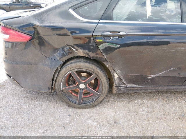 Ford FUSION SE 2019 3FA6P0HD6KR198685 Image 17