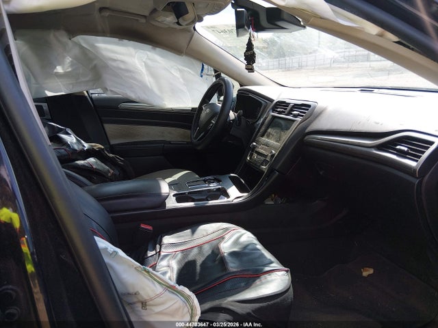 Ford FUSION SE 2019 3FA6P0HD6KR198685 Image 5