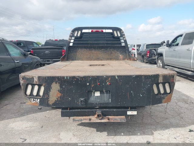 44703668 :رقم المزاد ، 1GD42TCY3KF119736 vin ، 2019 Gmc Sierra 3500hd Chassis مزاد بيع