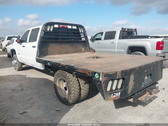 44703668 :رقم المزاد ، 1GD42TCY3KF119736 vin ، 2019 Gmc Sierra 3500hd Chassis مزاد بيع