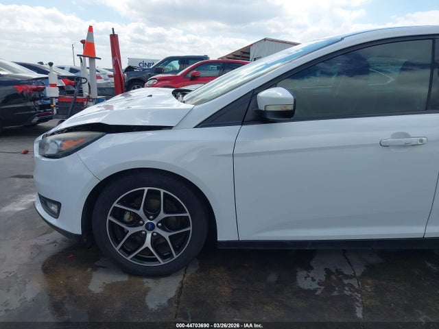 Продаж на аукціоні авто 2017 Ford Focus Sel, vin: 1FADP3M21HL332572, номер лоту: 44703690