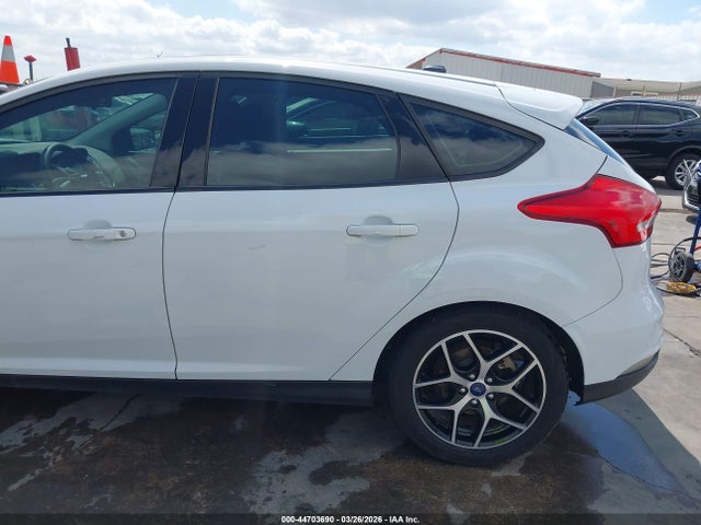 Продаж на аукціоні авто 2017 Ford Focus Sel, vin: 1FADP3M21HL332572, номер лоту: 44703690
