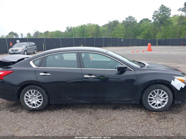 2017 Nissan Altima 2.5 S მანქანა იყიდება აუქციონზე, vin: 1N4AL3AP4HN349370, აუქციონის ნომერი: 44703691