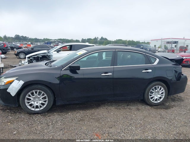2017 Nissan Altima 2.5 S მანქანა იყიდება აუქციონზე, vin: 1N4AL3AP4HN349370, აუქციონის ნომერი: 44703691