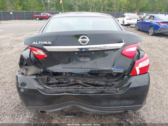 2017 Nissan Altima 2.5 S მანქანა იყიდება აუქციონზე, vin: 1N4AL3AP4HN349370, აუქციონის ნომერი: 44703691