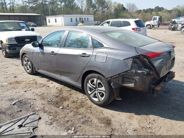 44703708 :رقم المزاد ، 2HGFC2F59JH560615 vin ، 2018 Honda Civic Lx مزاد بيع