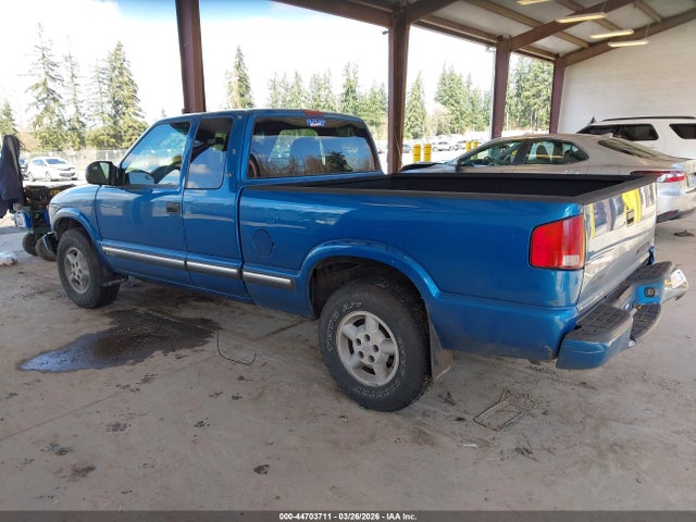 2001 CHEVROLET S-10 1GCDT19WX18167071 Photo 2