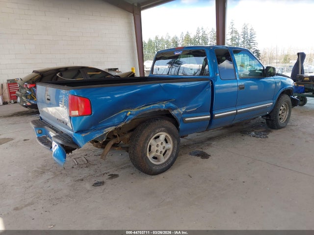 2001 CHEVROLET S-10 1GCDT19WX18167071 Photo 3