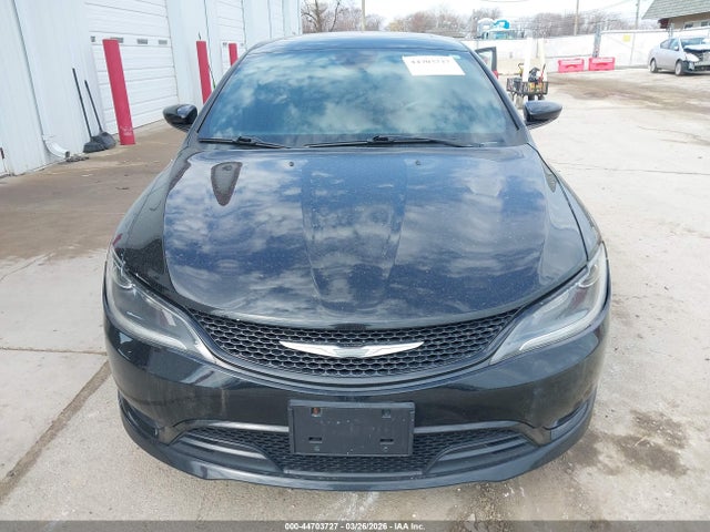 2015 Chrysler 200 S მანქანა იყიდება აუქციონზე, vin: 1C3CCCDG6FN664851, აუქციონის ნომერი: 44703727