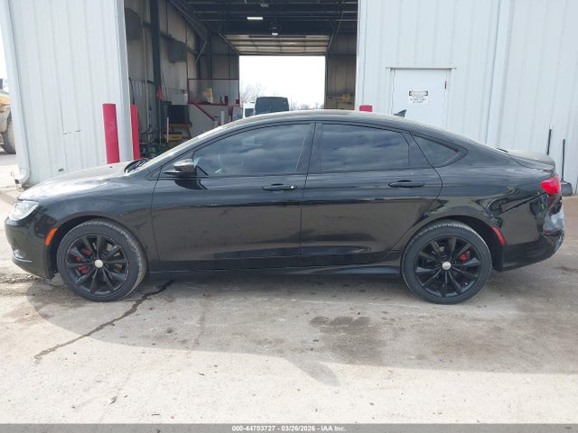 2015 Chrysler 200 S მანქანა იყიდება აუქციონზე, vin: 1C3CCCDG6FN664851, აუქციონის ნომერი: 44703727