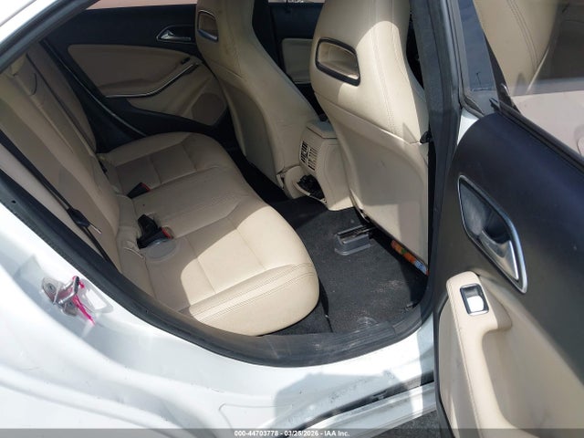 Продажа на аукционе авто 2018 Mercedes-benz Cla 250, vin: WDDSJ4EB2JN679383, номер лота: 44703778