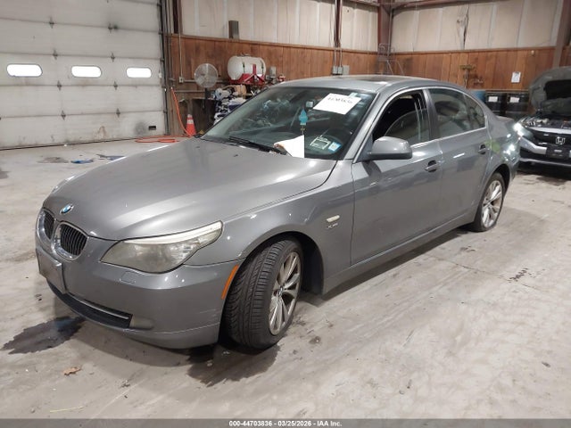 44703836 :رقم المزاد ، WBANV9C53AC391712 vin ، 2010 Bmw 535i Xdrive مزاد بيع