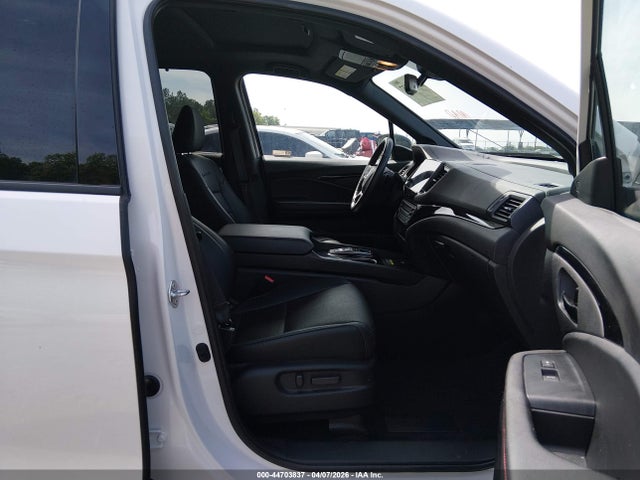 44703837 :رقم المزاد ، 5FNYF8H89RB005352 vin ، 2024 Honda Passport Awd Black مزاد بيع