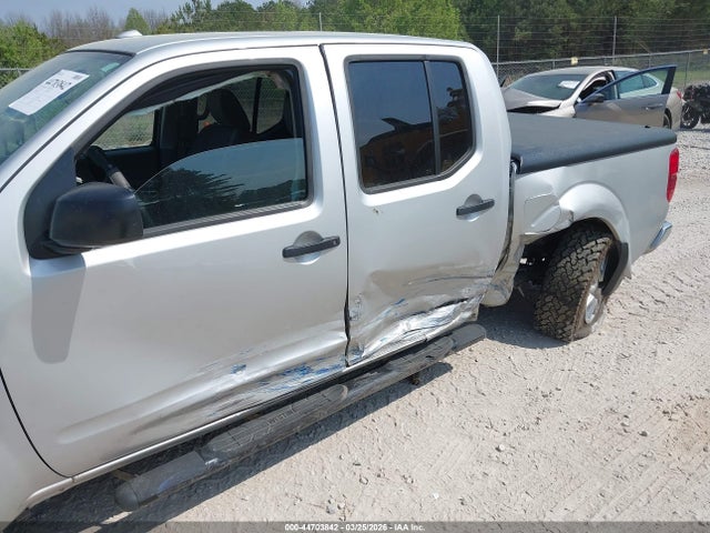 1N6AD0ER9FN742504 Nissan Frontier Sv