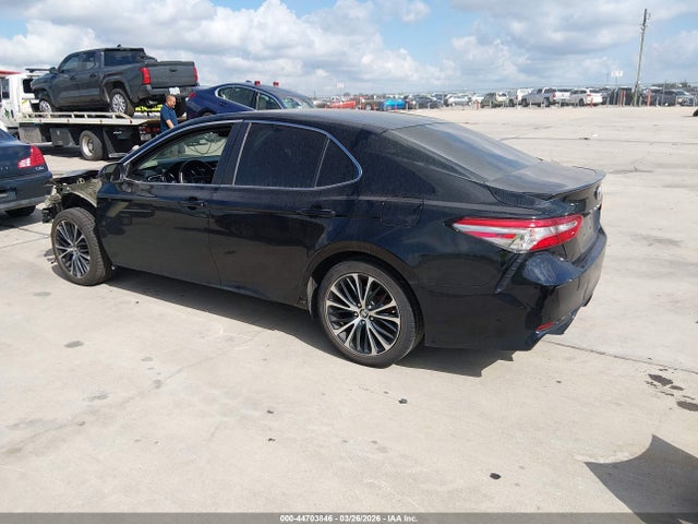4T1B11HK6JU571824 Toyota CAMRY SE