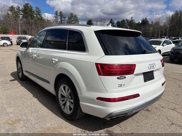 2017 AUDI Q7 WA1LAAF70HD011891 Photo 2