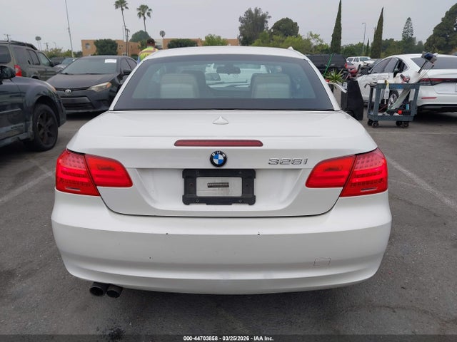 44703858 :رقم المزاد ، WBADW7C53BE545936 vin ، 2011 Bmw 328i مزاد بيع