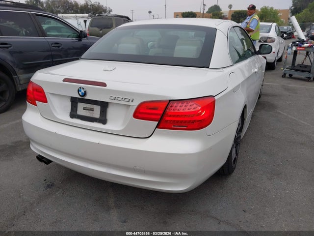 44703858 :رقم المزاد ، WBADW7C53BE545936 vin ، 2011 Bmw 328i مزاد بيع