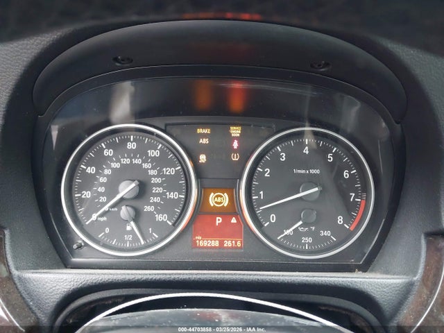 44703858 :رقم المزاد ، WBADW7C53BE545936 vin ، 2011 Bmw 328i مزاد بيع