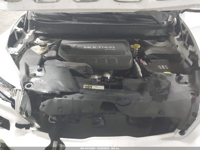 44703884 :رقم المزاد ، 1C4PJLCB4HW574345 vin ، 2017 Jeep Cherokee Latitude Fwd مزاد بيع