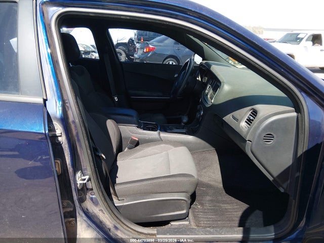 44703898 :رقم المزاد ، 2C3CDXBG2HH627850 vin ، 2017 Dodge Charger Se Rwd مزاد بيع