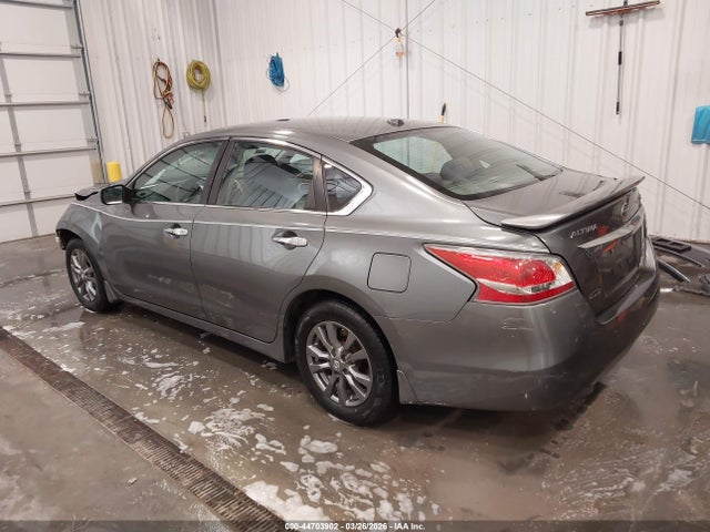 2015 Nissan Altima 2.5 S მანქანა იყიდება აუქციონზე, vin: 1N4AL3APXFN900091, აუქციონის ნომერი: 44703902