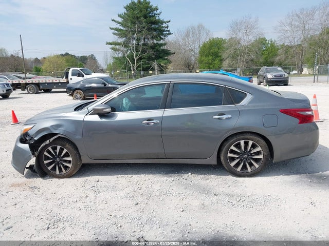Продаж на аукціоні авто 2018 Nissan Altima 2.5 Sl, vin: 1N4AL3AP1JC228653, номер лоту: 44703924