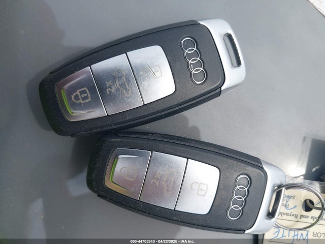 Aukcja sprzedaży 2023 Audi A3 Premium 40 Tfsi Quattro S Tronic, vin: WAUGUDGY7PA141333, numer aukcji: 44703940