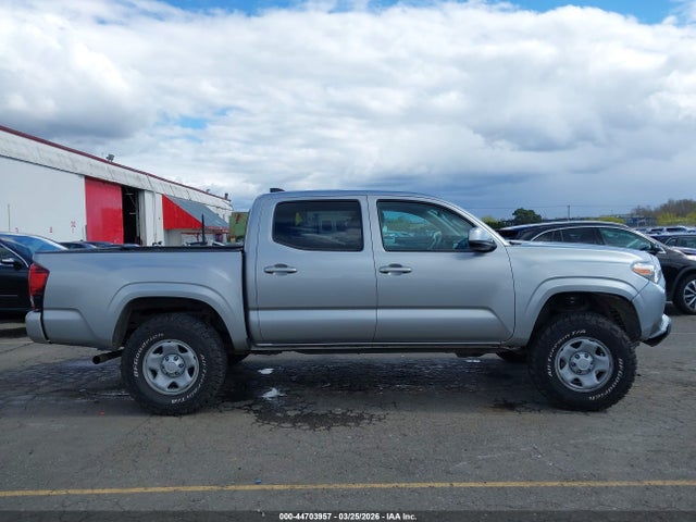 Auction sale of the 2022 Toyota Tacoma Sr V6, vin: 3TMCZ5AN6NM528902, lot number: 44703957