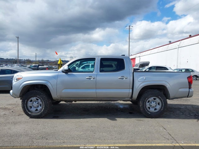 Auction sale of the 2022 Toyota Tacoma Sr V6, vin: 3TMCZ5AN6NM528902, lot number: 44703957